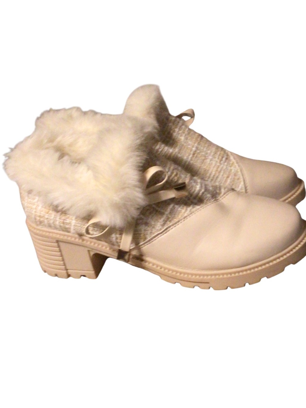 EUC...Faux Fur Lined Cream Chunky Heel Clog